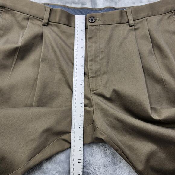 HAGGAR Pants Mens 42X29 Brown Premium No Iron Khaki Classic Fit No Iron Khaki - Picture 10 of 13